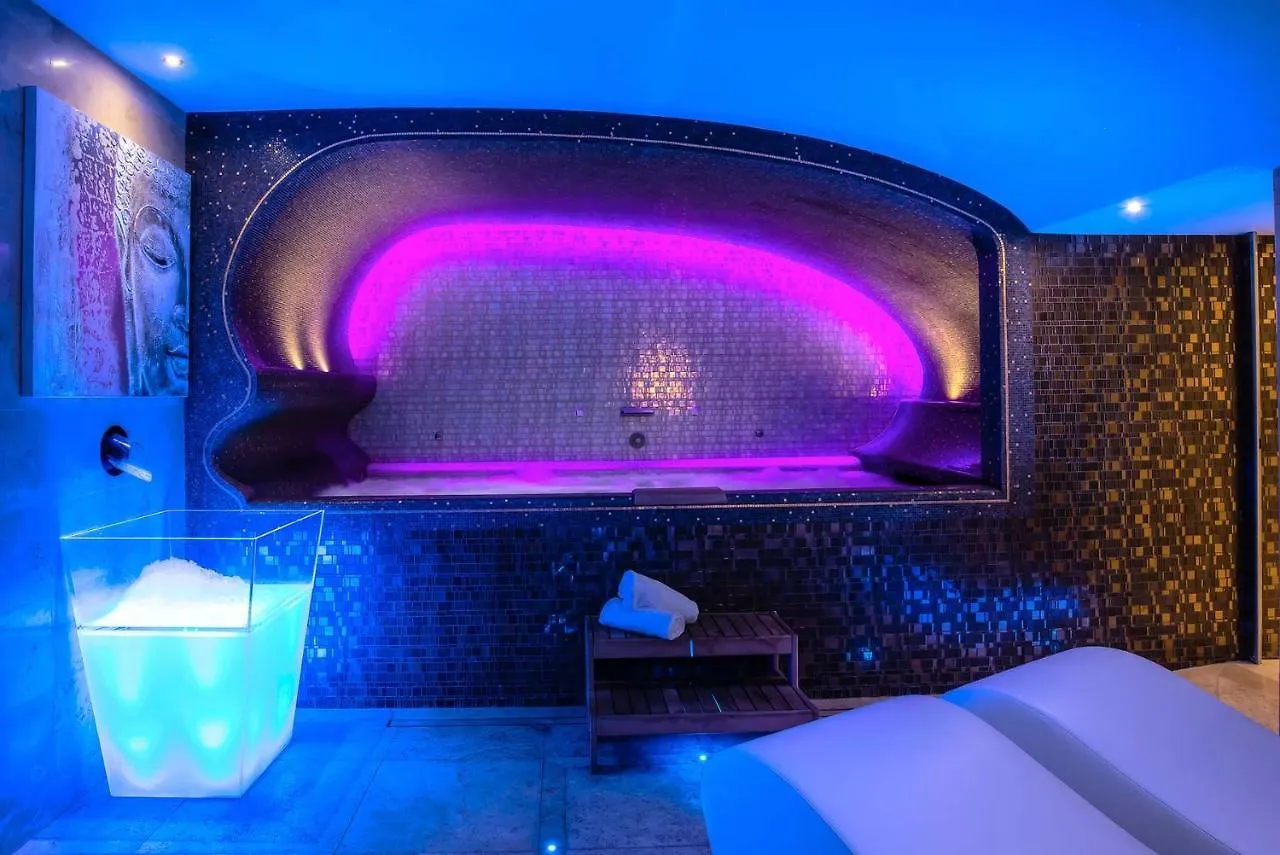 *** Hotel Accademia Club & Spa Rome Italy