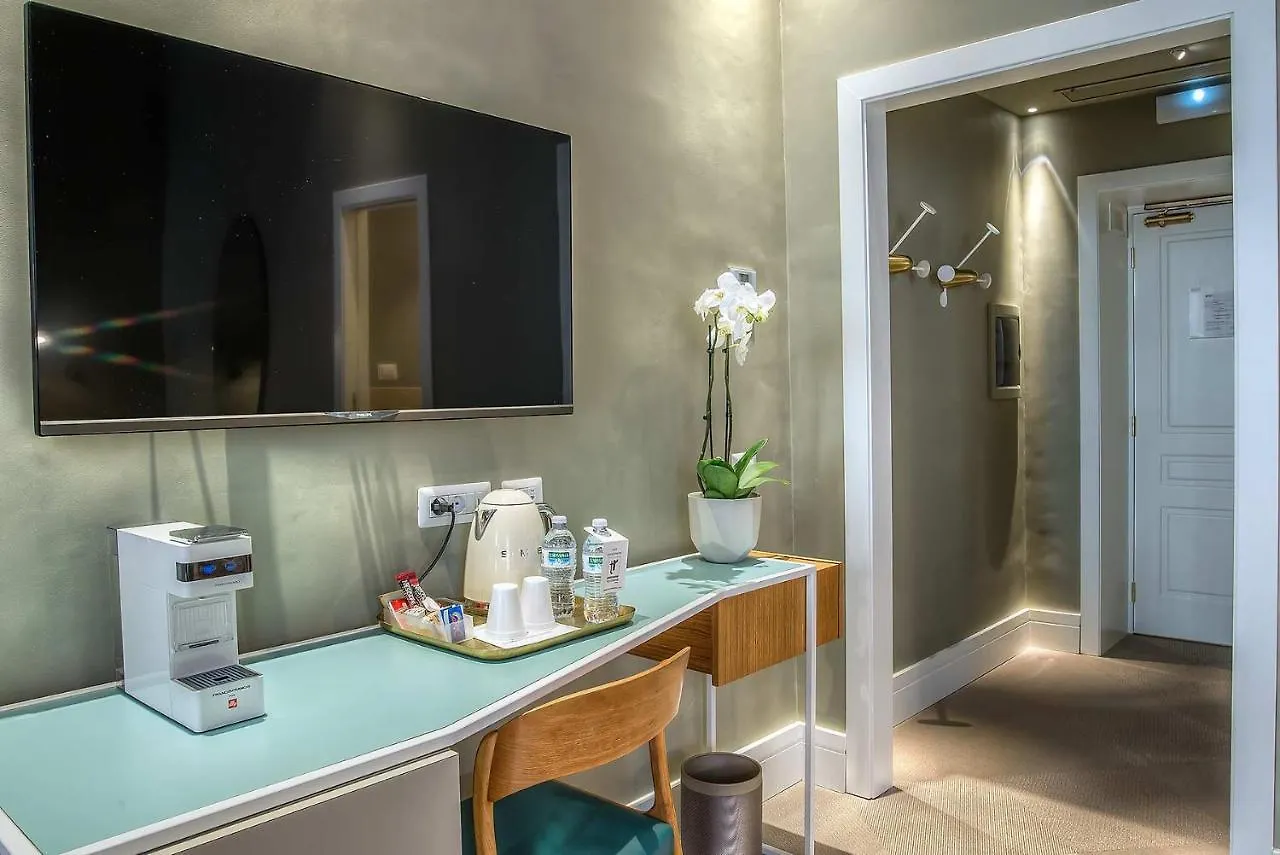 Accademia Club & Spa Rome Hotel