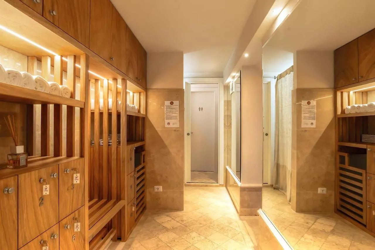 Accademia Club & Spa Rome 3*,